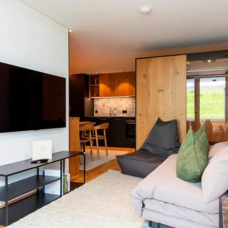 Haus Valisera Apartment *